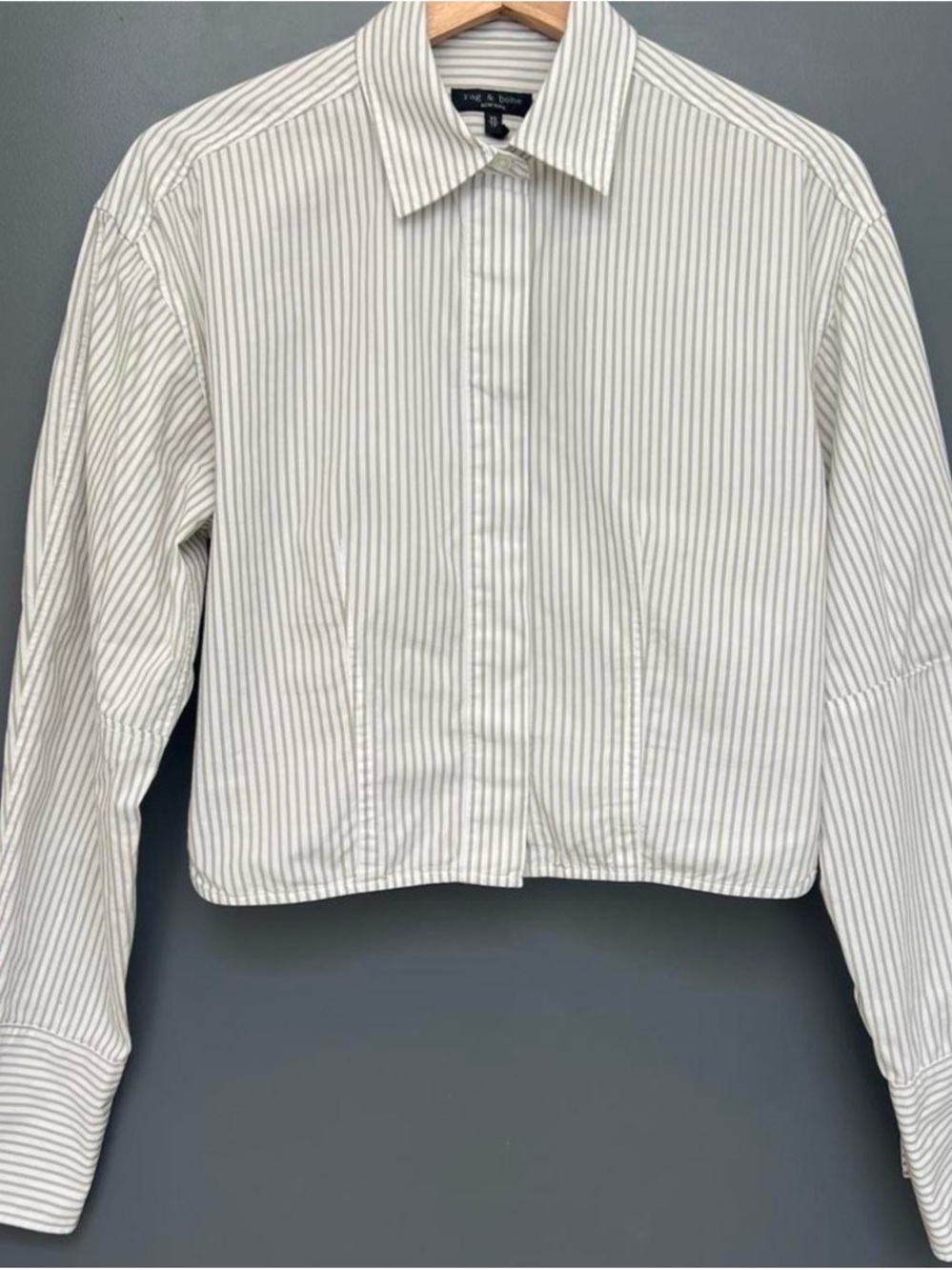 rag & bone White Button-Front Crop Shirt with Gray Pinstripes